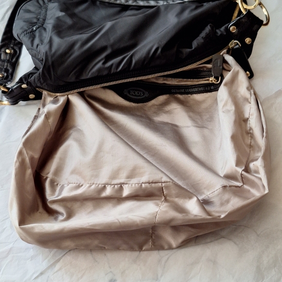 TOD’s Pashmy Luna Designer Black Nylon & Patient Leather Multi Zippers Handbag - Picture 15 of 15